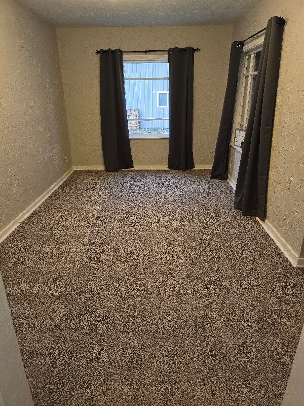 Foto del edificio - 56061 Francis Ave