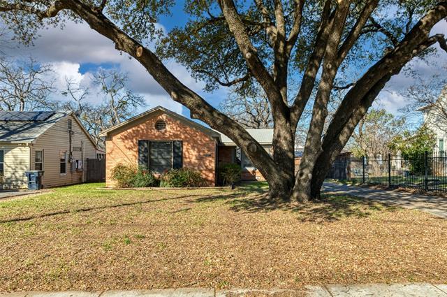 Foto del edificio - 2308 N Edgewood Terrace