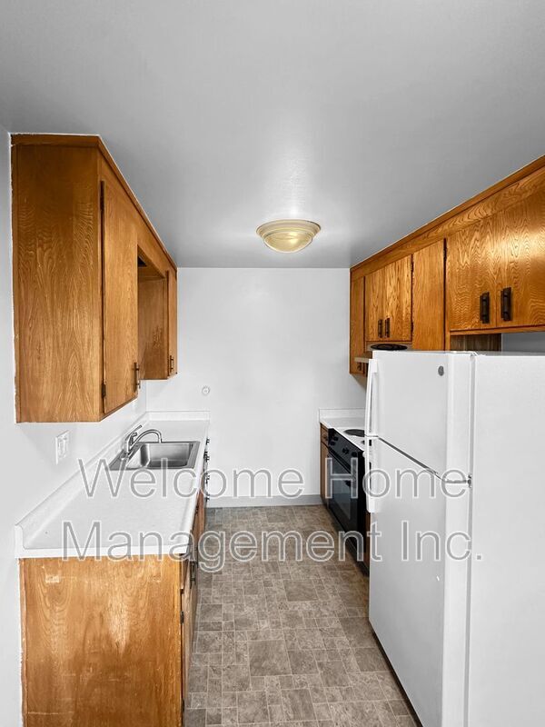 Building Photo - 144 Belleview Dr