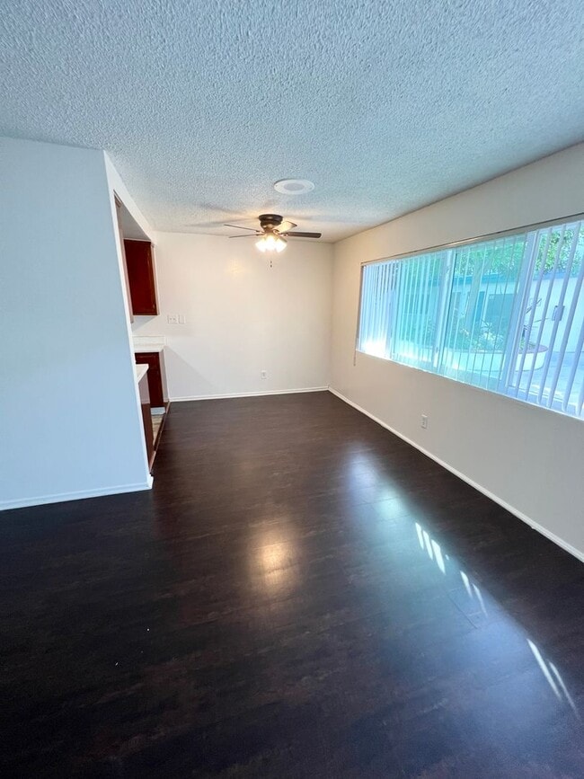 Interior Photo - PARKVIEW (Tropic Isle)