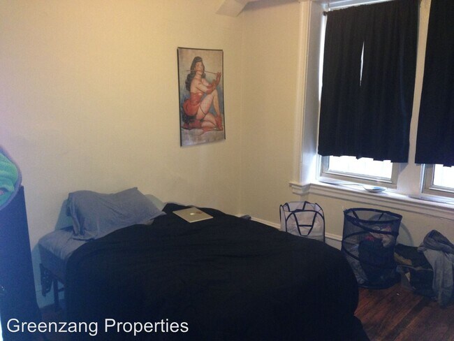 Building Photo - 207 S 46th St