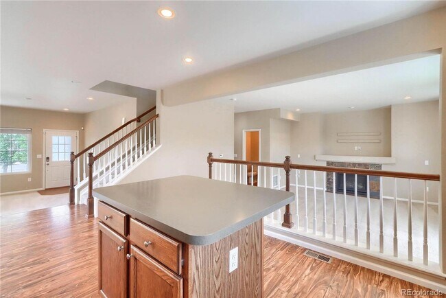 Foto del edificio - Gorgeous 4 bedroom in the highly sought af...