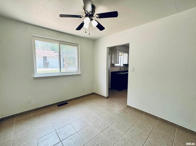 Foto del edificio - 3400 N Missouri Ave