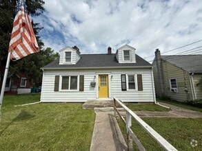 Building Photo - 1347 E Caracas Ave