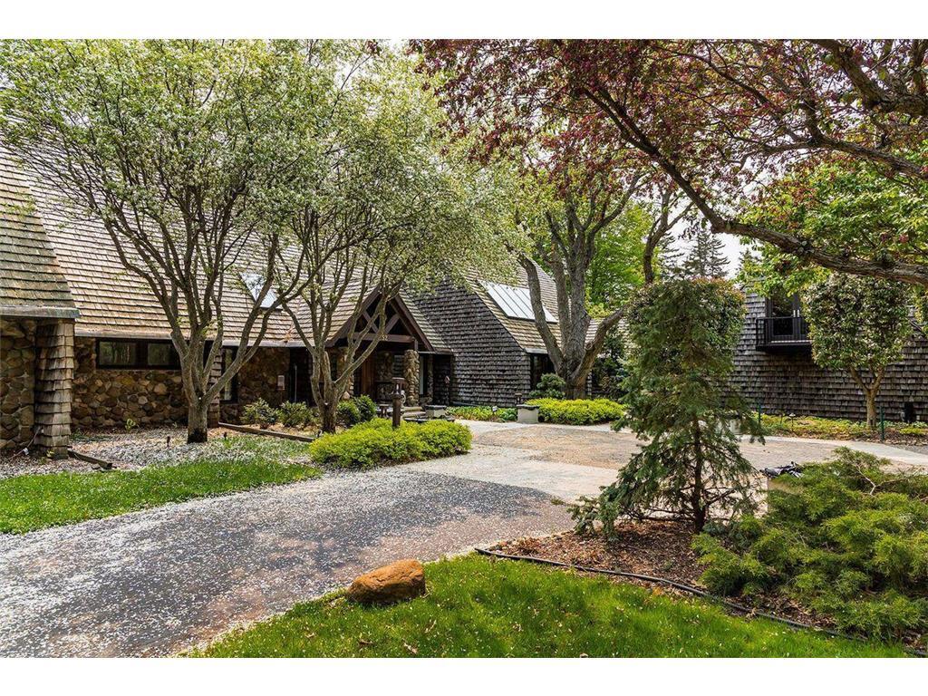 Primary Photo - 2152 Charlton Rd