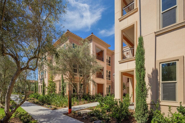 Building Photo - Avella Apartment Homes