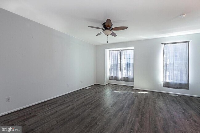 Building Photo - 1071 Paladin Pl