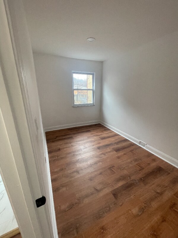 Foto del edificio - 4926 Blackberry Wy