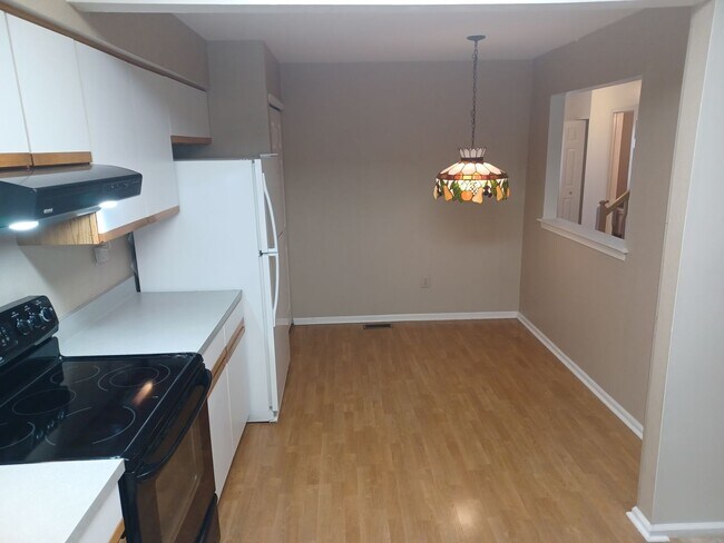 Photo - 52 Piccadilly Cir House