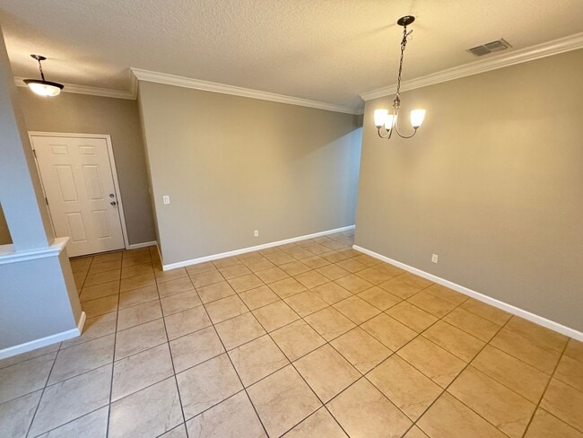Building Photo - Beautiful 4 bedroom home with Water View!!
