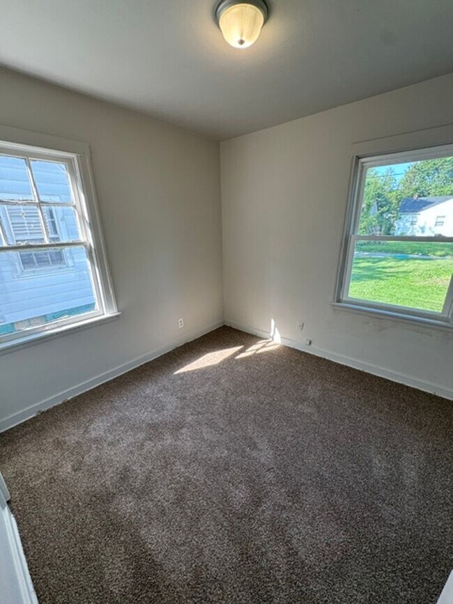 Foto del edificio - 4502 Gaywood Dr