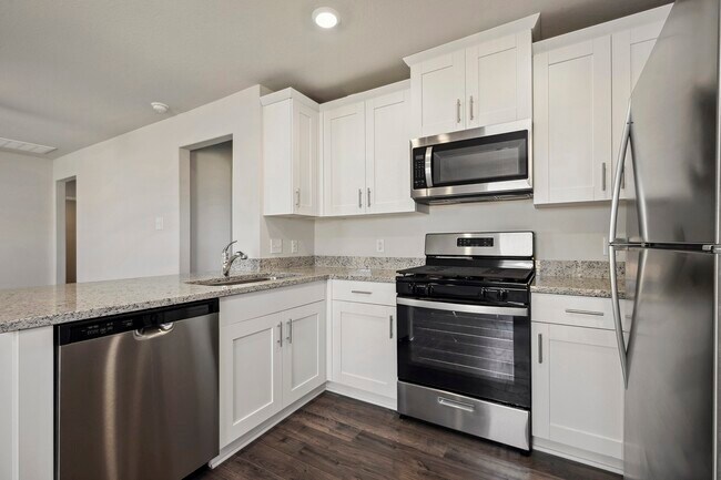 Building Photo - 10410 Red Cardinal Dr