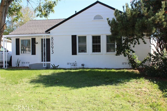 Primary Photo - 8893 Nuevo Ave