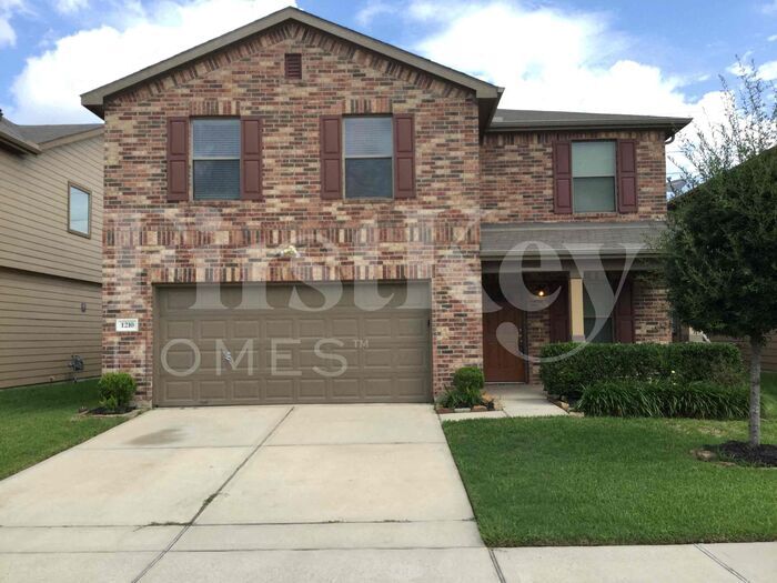 Foto principal - 1210 Larks Trace Ln