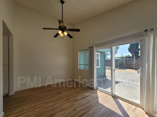 Building Photo - 7671 Marinwood Ct