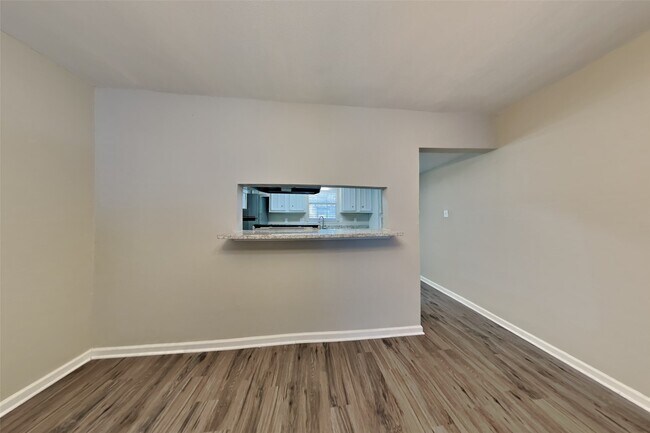 Foto del edificio - 3114 River Valley Dr