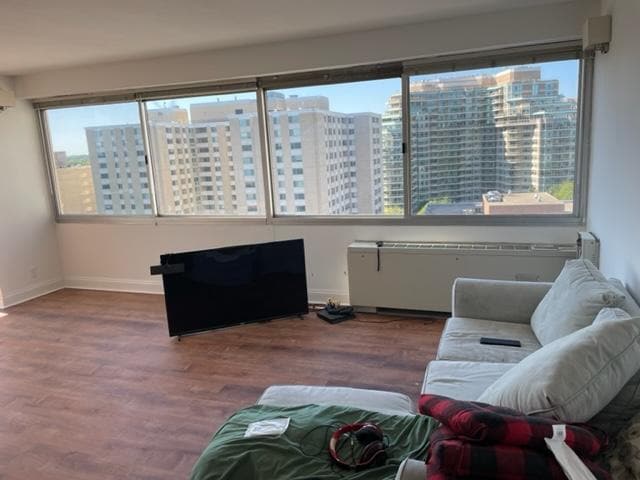 Foto del edificio - 4515 Willard Ave