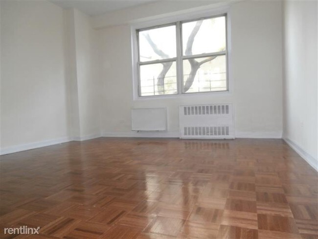 Building Photo - 2541 Olinville Ave