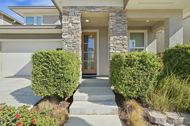 Building Photo - 75 W Pasqua Ct