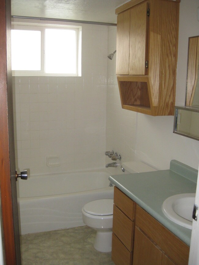 Foto del edificio - 672 S 300 W