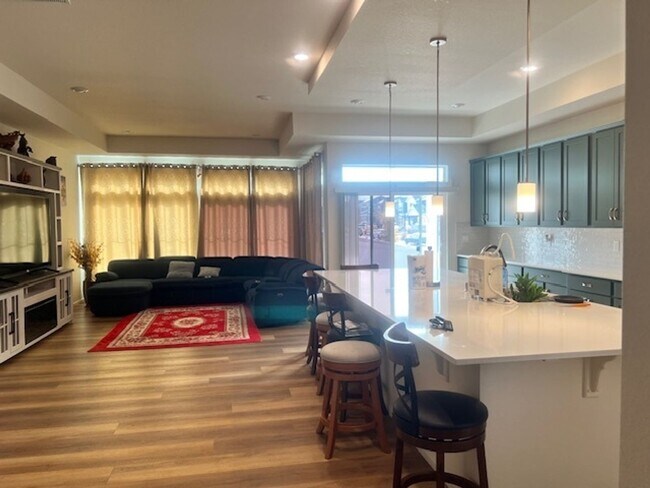 Foto del edificio - 21966 E 42nd Pl