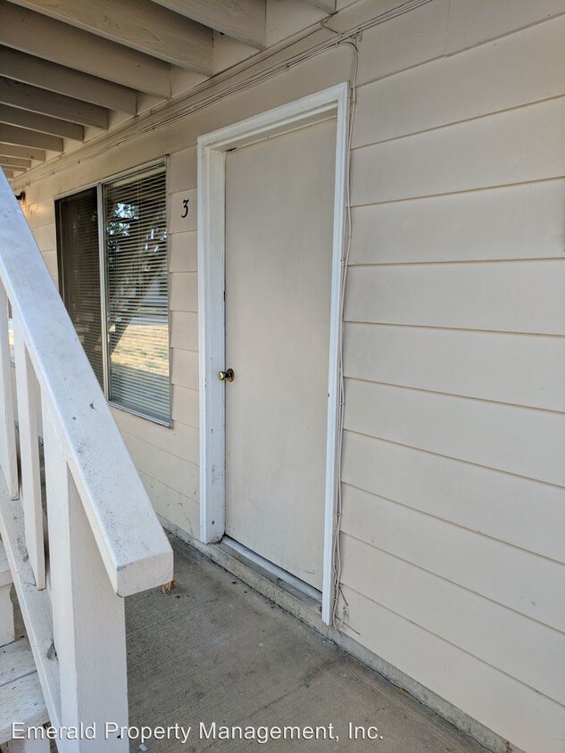 Foto principal - 4580 Aster St