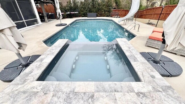 Foto del edificio - 3441 S Beaver Ln
