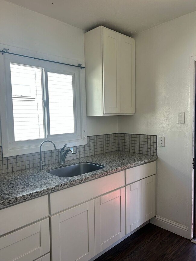 Foto del edificio - 725 44th St