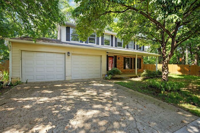 Foto principal - 303 Kimberly Woods Ct