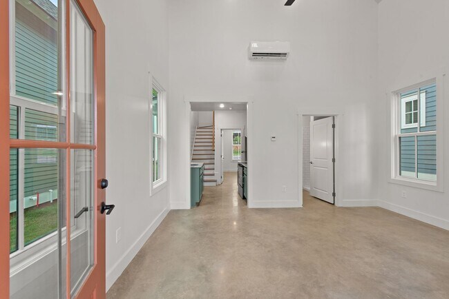 Foto del edificio - Like New! 2 bedroom 2 bathroom cottage sty...