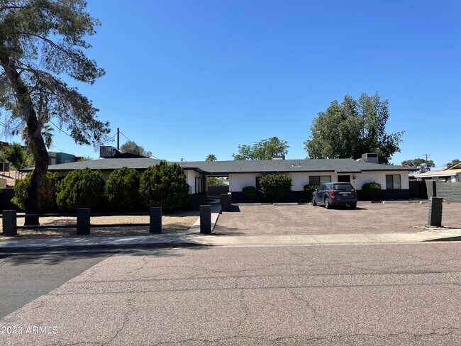 Foto del edificio - 3034 N 35th St