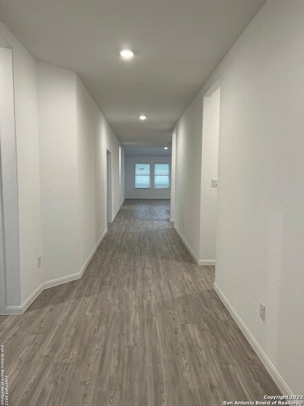 Building Photo - 446 Fairy Duster Dr