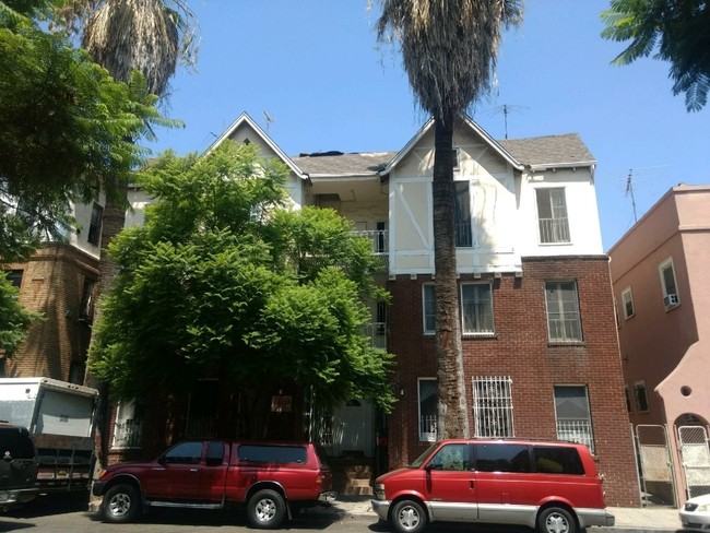 Building Photo - Ingraham Apartments