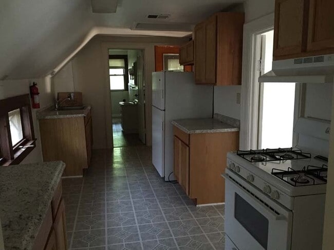 Building Photo - 2112 Liberty St