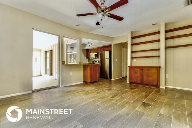 Foto del edificio - 1124 Danny Dr