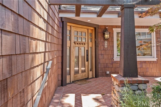 Building Photo - 624 Poppy Ave