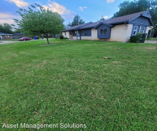 Foto del edificio - 5 br, 2 bath House - 1032 Carlisle Circle