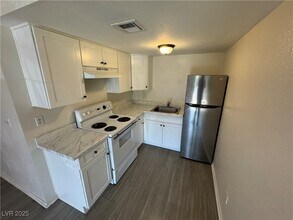 Building Photo - 4752 Convaire Ave