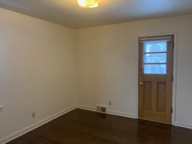 Bedroom - 5315 W Wisconsin Ave