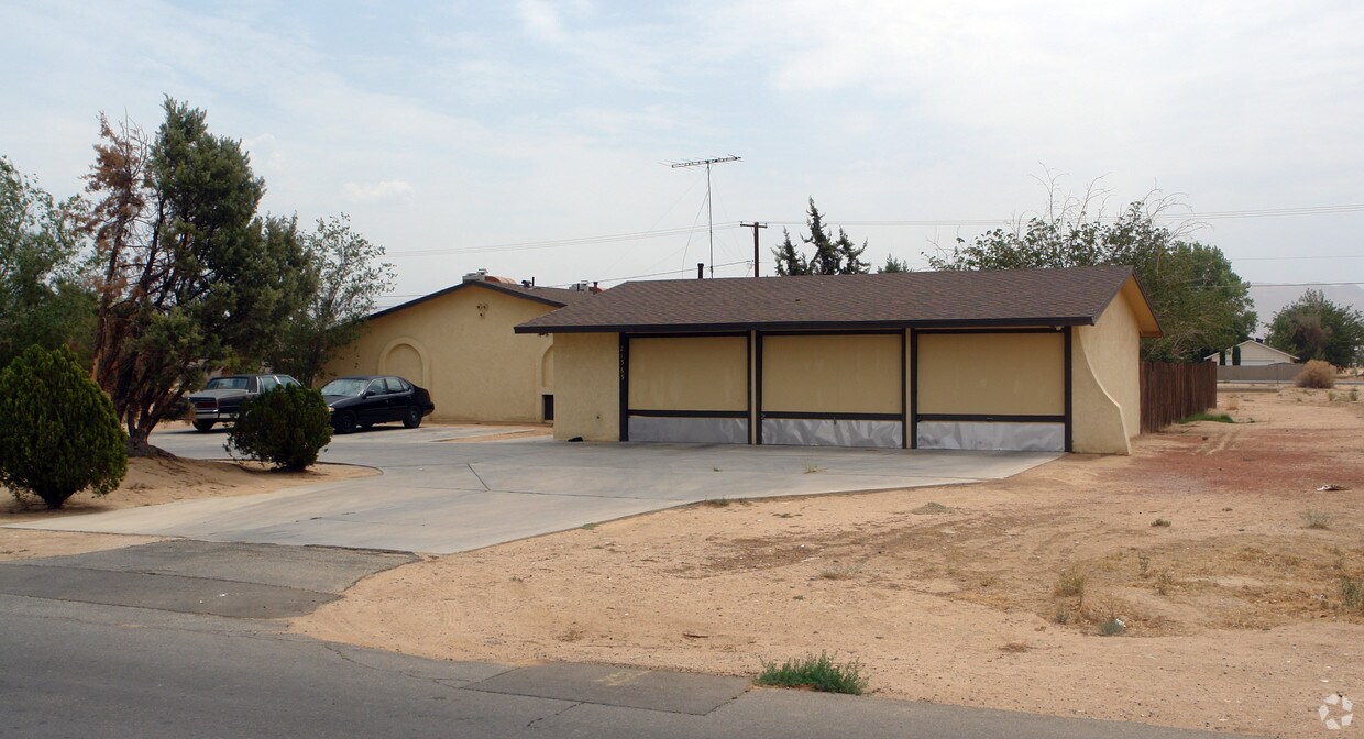 21565 Nisqually Rd, Apple Valley, CA 92308 Rentals in Apple Valley at