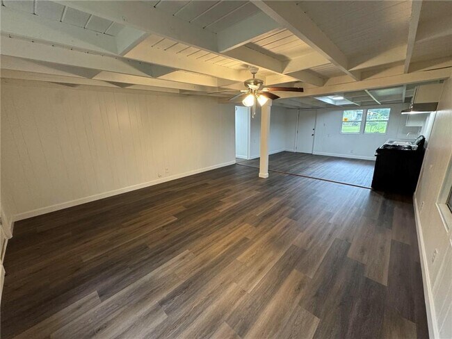 Foto del edificio - 2855 Gill Rd
