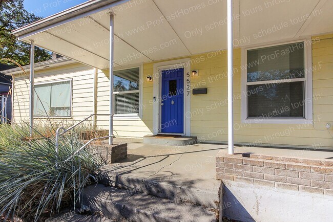 Foto del edificio - 5527 SE 71st Ave