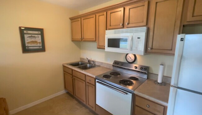 Foto del edificio - 134 Lake Village Ln