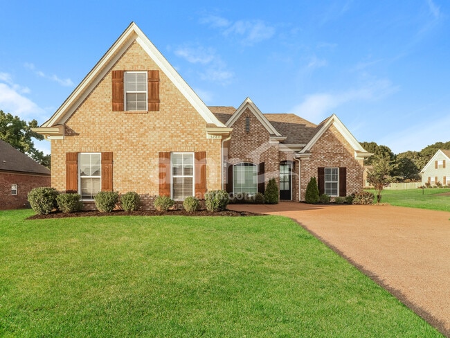 Building Photo - 3284 Vineyard Dr S