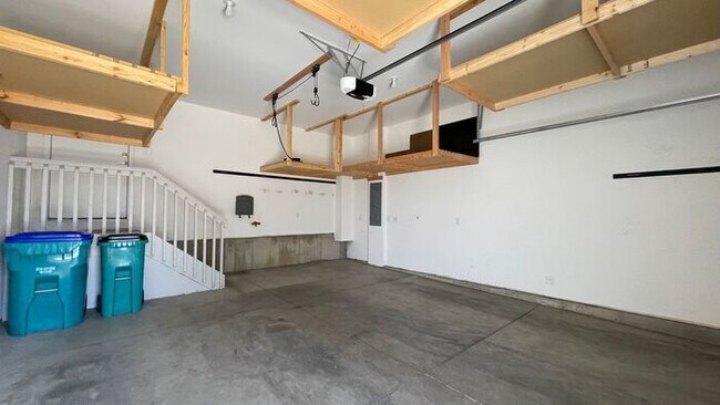 Building Photo - Great House In Central Fort Collins