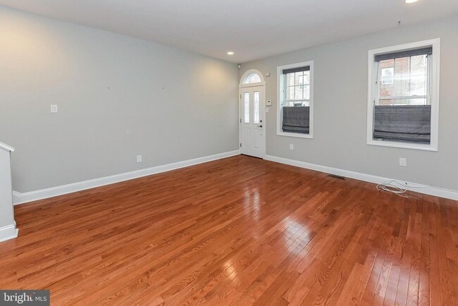 Building Photo - 2012 Carpenter St