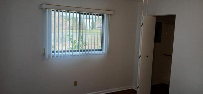 Building Photo - 8991 SW 103rd Pl