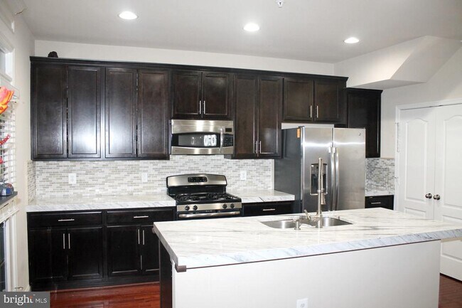 Foto del edificio - 11888 Country Squire Way