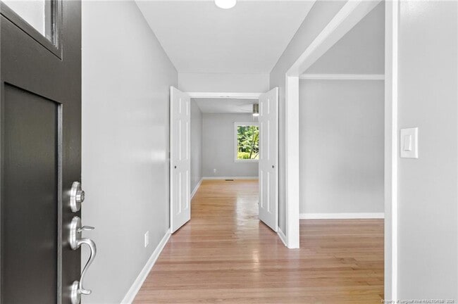 Building Photo - 221 Palomar St