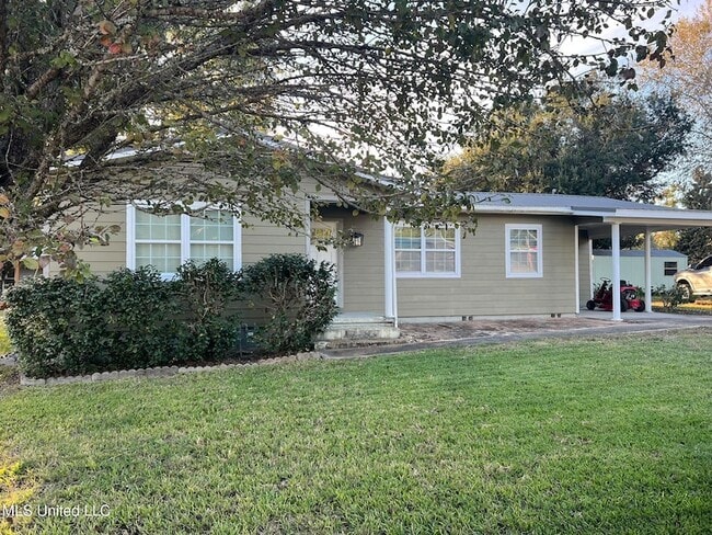 Photo - 285 Venetian Gardens House